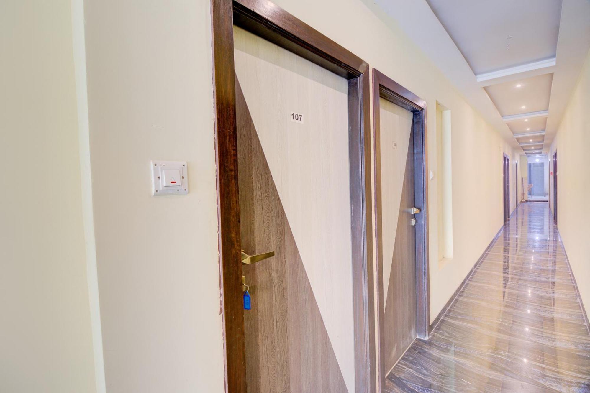 מומביי Hotel O Royal Orbit מראה חיצוני תמונה